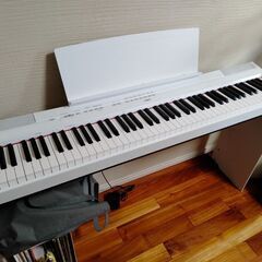 電子ピアノ　YAMAHA