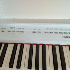 電子ピアノ　YAMAHAの画像