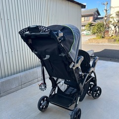 2人乗りベビーカーの画像
