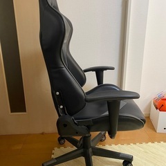 ゲーミングチェアの画像