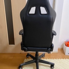 ゲーミングチェアの画像