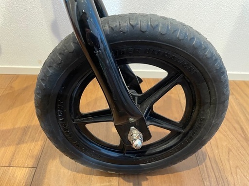 ストライダー　12インチ　ピンク