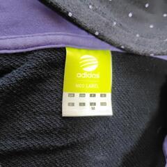 adidas　レディースМサイズパーカー　綿100%の画像