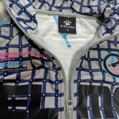 美品！KELME  メンズパーカーSサイズの画像