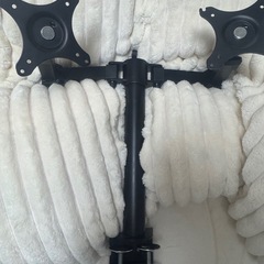 ゲーミングモニター2台 ゲーミングアームの画像