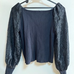 黒色刺繍袖　長袖ニット VIS の画像