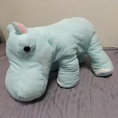 大きいぬいぐるみ(カバさん2個セット)の画像