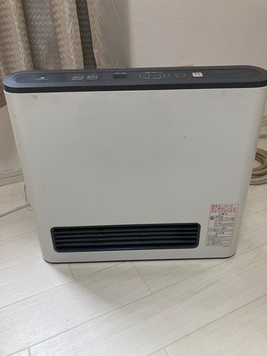 ガスファンヒーター