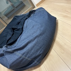 デニム生地　ビーズクッションの画像