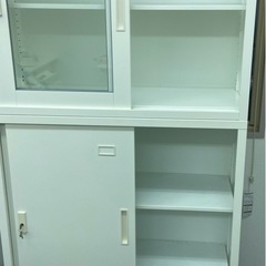 美品　オフィス用書棚の画像