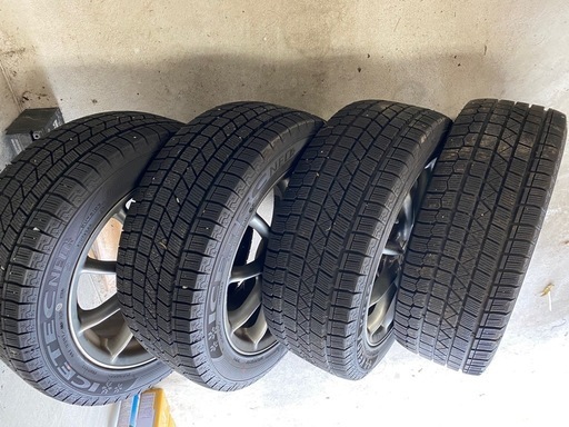 ステップワゴン、オデッセイ スタッドレスタイヤホイールセット 215/55R17