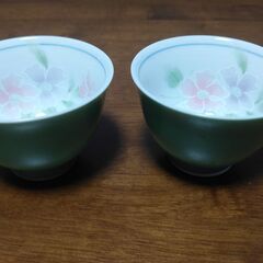 綺麗な花柄湯呑