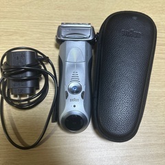  【1月12日処分】ブラウンの電気シェーバー