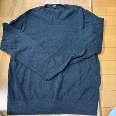 ユニクロ　Lベストセーター　