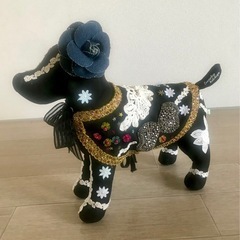 黒犬　デコレーション人形　ぬいぐるみ　　豆柴？型