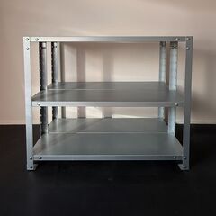 【譲ります】メッキ素材のスチールシェルフ