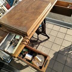 ジャノメ JANOME 足踏みミシン ミシン台 鉄脚  レトロ 古道具 インテリア 店舗什器 手芸 ヴィンテージ 現状品の画像