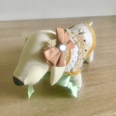 白犬　デコレーション人形　ぬいぐるみ　　ダックスフンド？型
