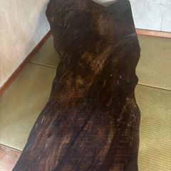 一枚板テーブルの画像