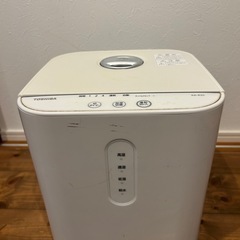 スチーム式 加湿器 ホワイト TOSHIBA 大容量水タンク 6...