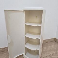 トイレ収納の画像