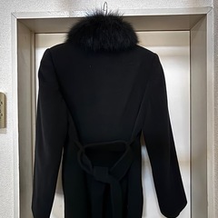 ブラック　ファー付きコートの画像