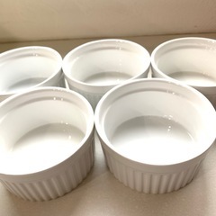 決まりました　ココット　食器　5個セットの画像