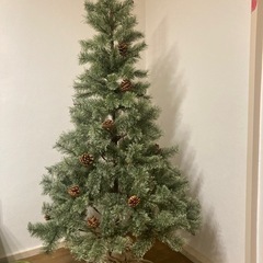 【新品未使用】クリスマスツリー(松ぼっくり付)　150cm 枝が...