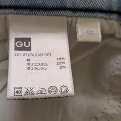 GUスキニーパンツの画像