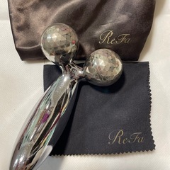 ReFa 美顔ローラー 収納袋・クリーニングクロス付きの画像