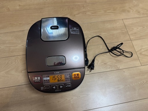 マイコン炊飯ジャー　極め炊き　NL-BT05(ZOJIRUSHI)