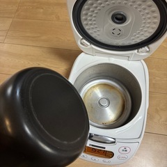 YAMADA　マイコンジャー炊飯器YEC-M10G1　5.5合炊き2020年製の画像