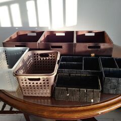 小物ケース+収納ケースの画像