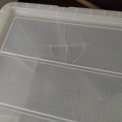 衣装ケース(割れ一部あり)　１個の画像