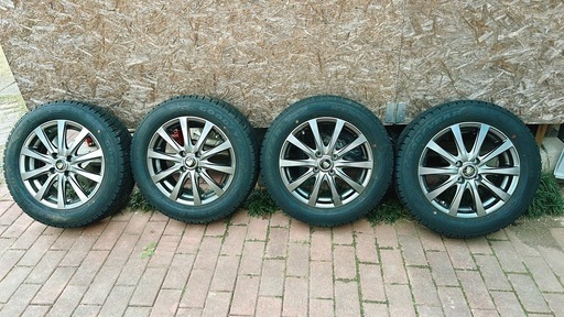 近場配送可　最終　スタッドレスタイヤ