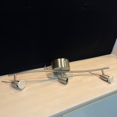 限定‼️IKEA シーリングライト　LED ３灯　シャンデリアの画像