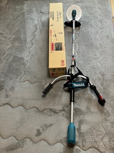 マキタ　充電式草刈機