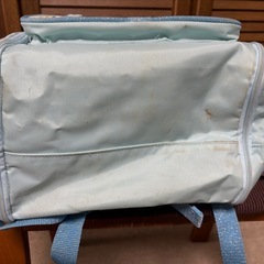 シナモンロール 軽量リュック 幅がファスナーで大きくできるの画像