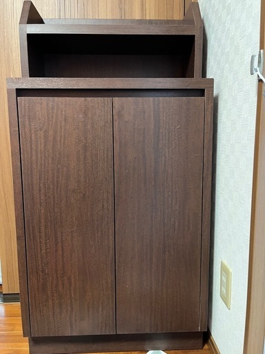 収納棚