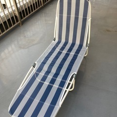 アウトドアチェア　三つ折り　の画像