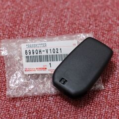 登録します　新品未登録　トヨタ純正 スマートキー ３ボタン　ヴォクシー　ノア　MZRA9#　MWR9#　8990H-V1021 の画像