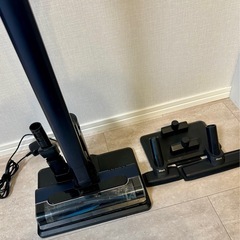 shark コードレススティッククリーナー　の画像