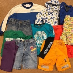 カラフル男子！ブランド子供服夏冬13
枚まとめ売り　130〜150 
