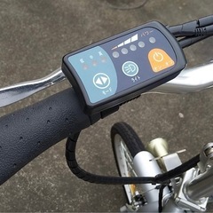 折りたたみ電動自転車の画像