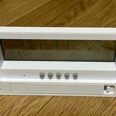 クリア時計　湿度温度計の画像