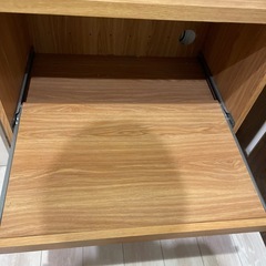 食器棚の画像