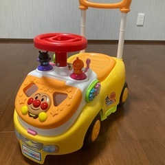 アンパンマン　よくばりビジーカーDX