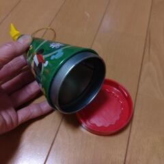 クリスマス飾り　アルミ缶の画像