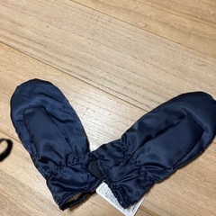 新品の手袋の画像