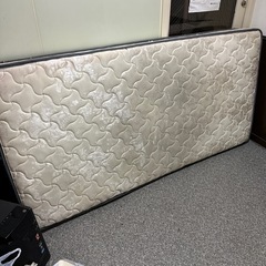 ベッドマット　無料で差し上げます